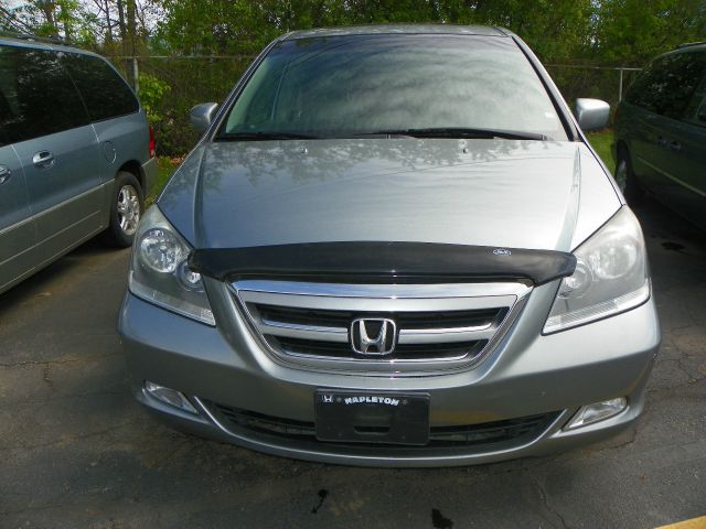 2005 Honda Odyssey LS Flex Fuel 4x4 This Is One Of Our Best Bargains