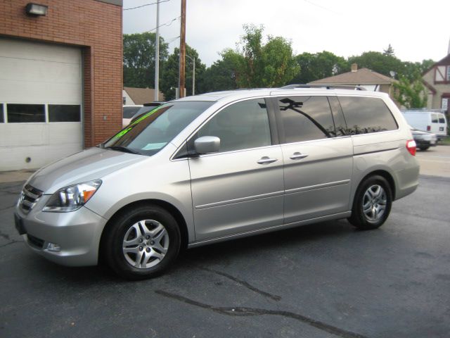 2005 Honda Odyssey GS 43