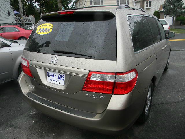 2005 Honda Odyssey EX LWB