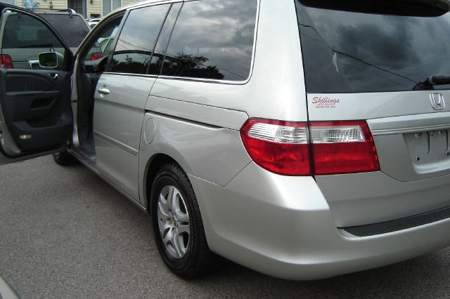 2005 Honda Odyssey GS 43