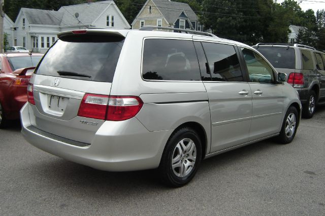 2005 Honda Odyssey GS 43