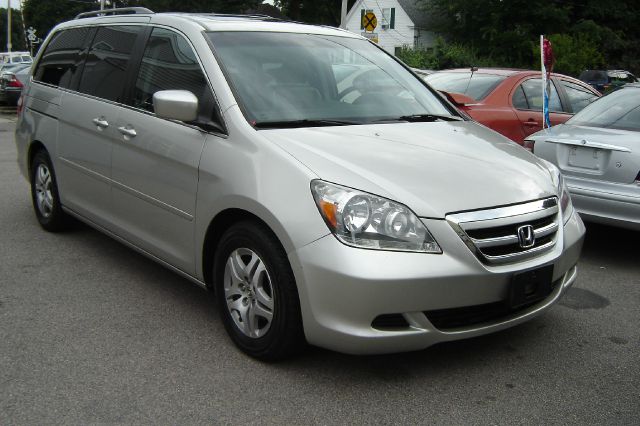 2005 Honda Odyssey GS 43
