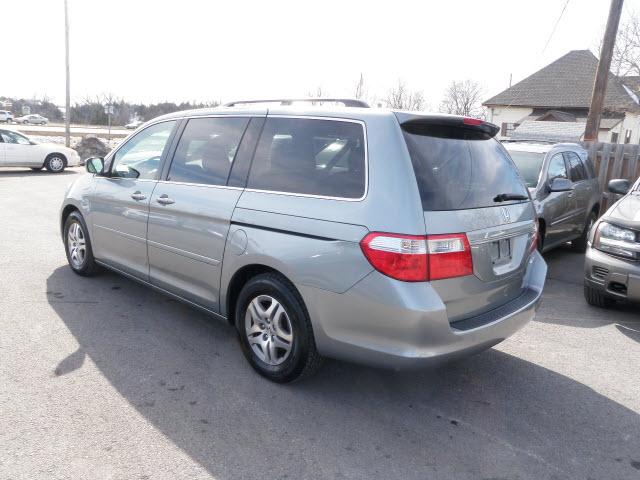 2005 Honda Odyssey LS 2WD