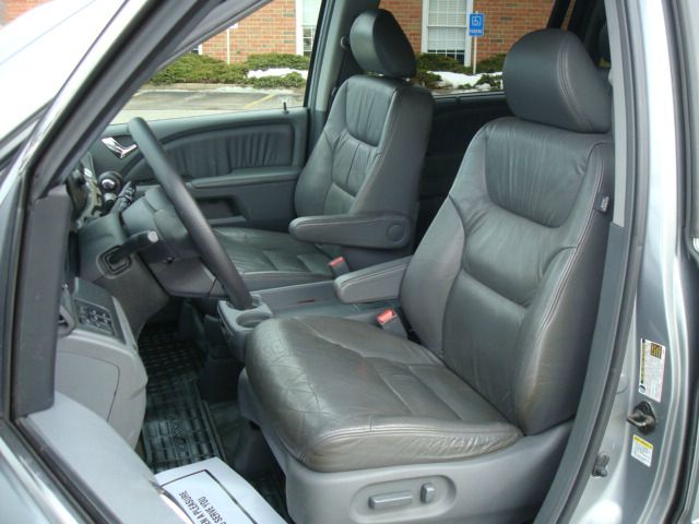 2005 Honda Odyssey GS 43