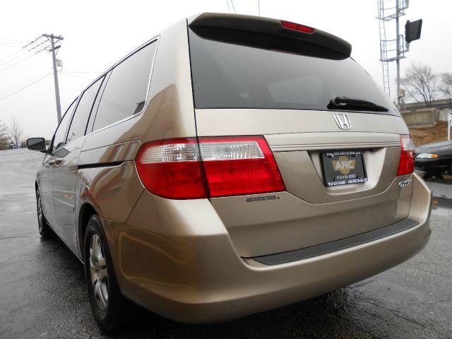 2005 Honda Odyssey 4WD Double Cab Standard Bed 5.7L V8 (SE) 4x4 Truck