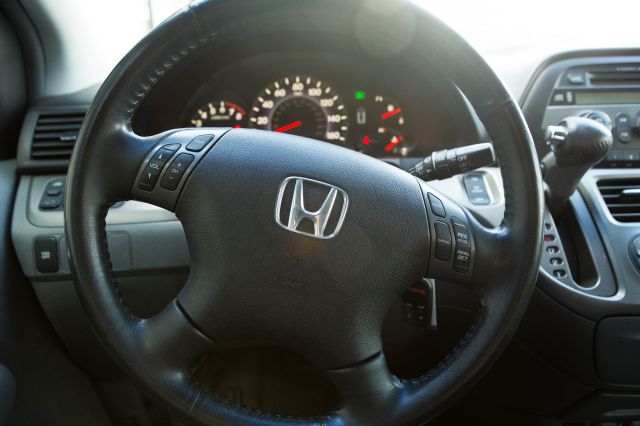 2006 Honda Odyssey LS 2WD