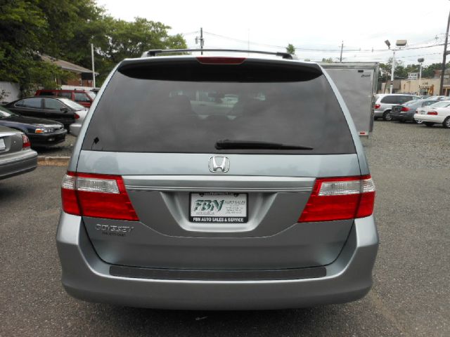 2006 Honda Odyssey LS 2WD