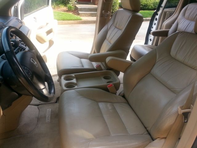 2006 Honda Odyssey LS 2WD