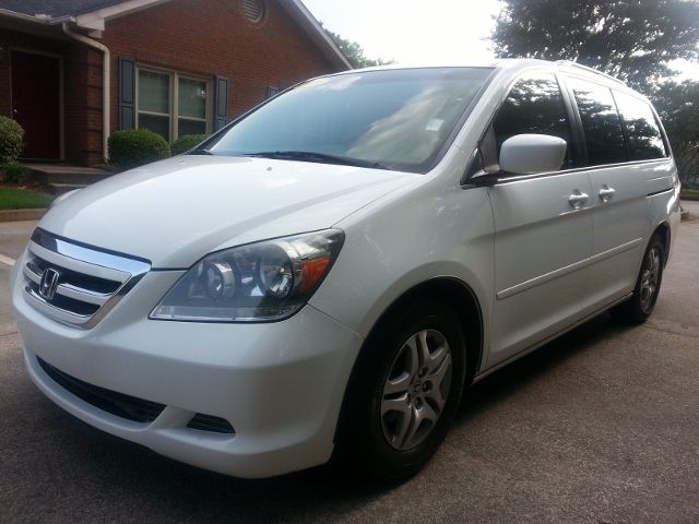 2006 Honda Odyssey LS 2WD