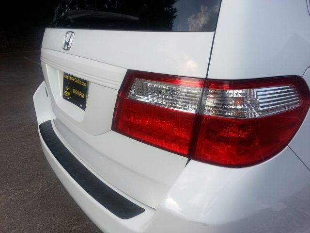2006 Honda Odyssey LS 2WD