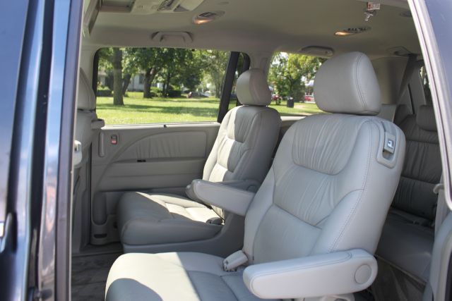 2006 Honda Odyssey AWD SUN ROOF GAS Saver