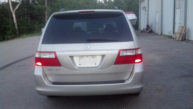 2006 Honda Odyssey LS 2WD