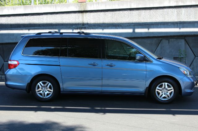 2006 Honda Odyssey AWD SUN ROOF GAS Saver