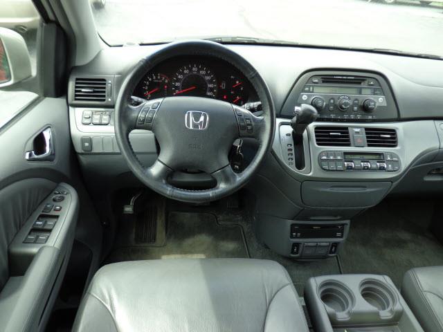 2006 Honda Odyssey LS 2WD