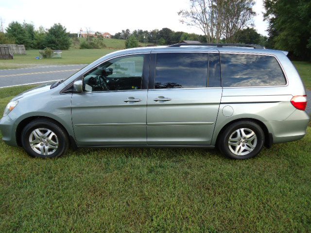 2006 Honda Odyssey LS 2WD