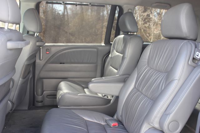 2007 Honda Odyssey Slt/laramie 4D Quad Cab Truck