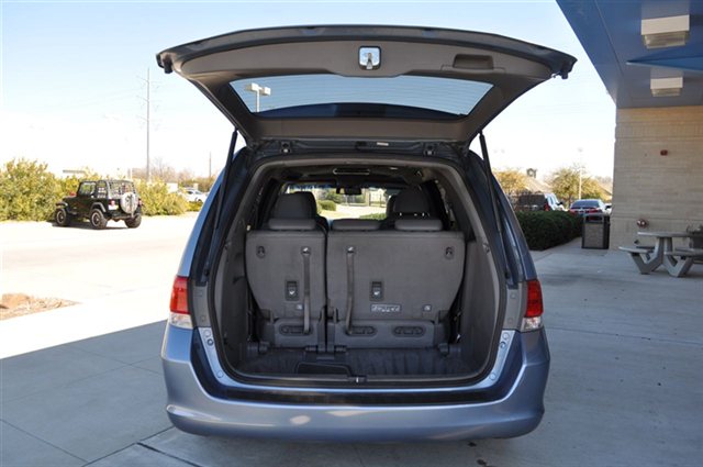 2008 Honda Odyssey LS 2WD