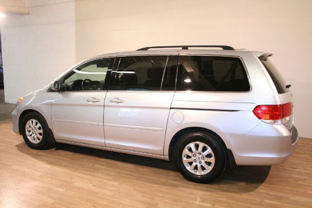 2010 Honda Odyssey LS 2WD