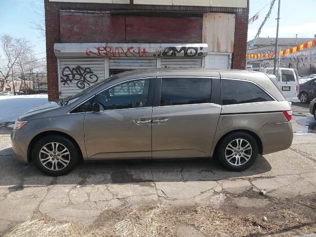 2011 Honda Odyssey Open-top