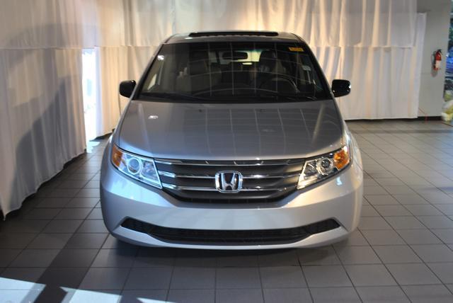 2011 Honda Odyssey LS 2WD