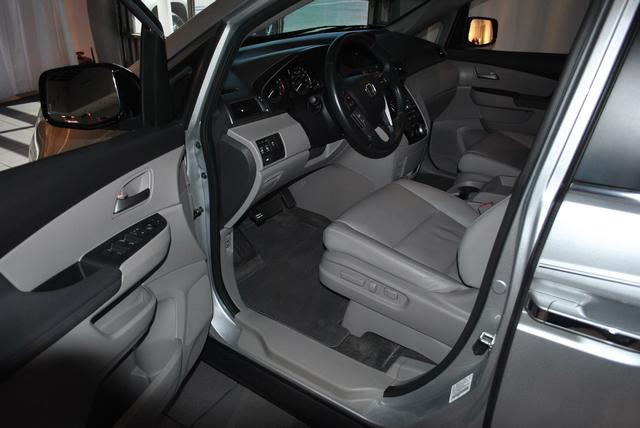 2011 Honda Odyssey LS 2WD