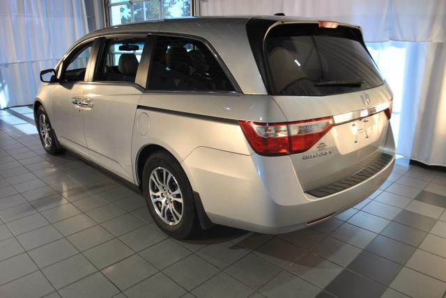 2011 Honda Odyssey LS 2WD
