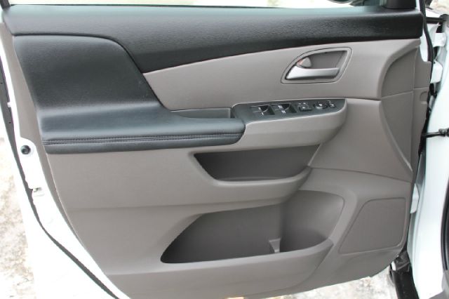 2012 Honda Odyssey LS 2WD