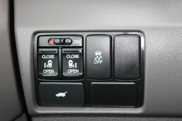 2012 Honda Odyssey LS 2WD