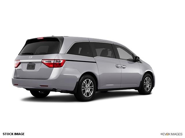 2013 Honda Odyssey 4dr Sdn LT 3.5L Sedan