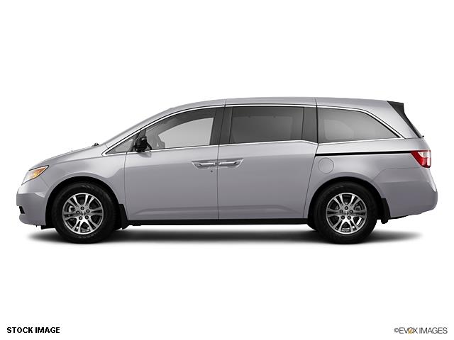 2013 Honda Odyssey 4dr Sdn LT 3.5L Sedan