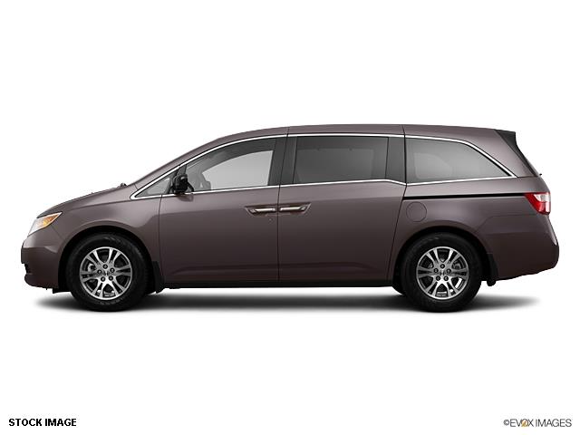 2013 Honda Odyssey 4dr Sdn LT 3.5L Sedan
