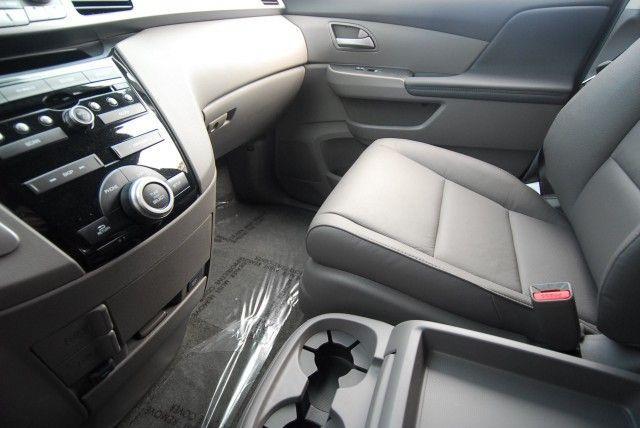 2013 Honda Odyssey Crew Cab 126.0 WB LS Z71
