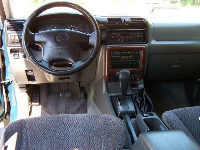 1999 Honda Passport CREW CAB