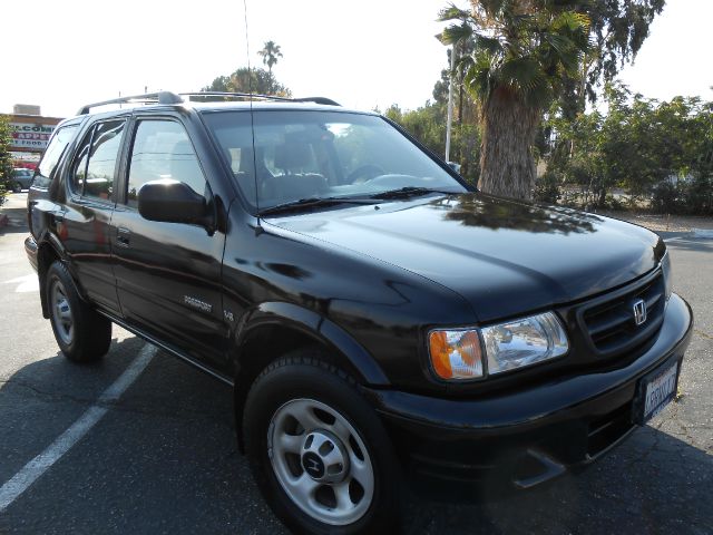 2000 Honda Passport C240w