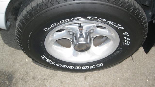 2000 Honda Passport C240w