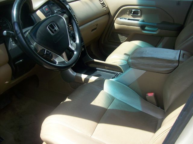 2003 Honda Pilot GS 43