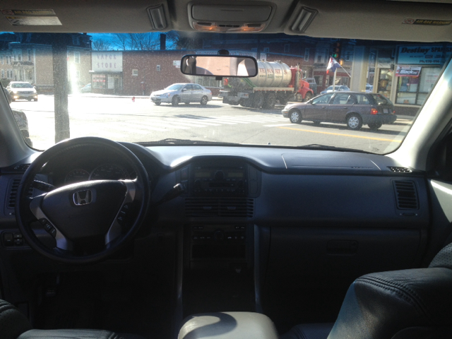 2003 Honda Pilot GS 43