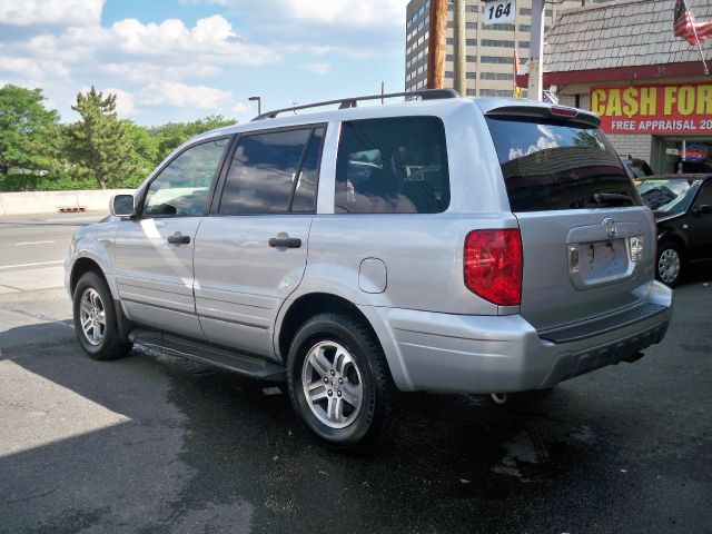 2003 Honda Pilot 2500hd LS 4X4