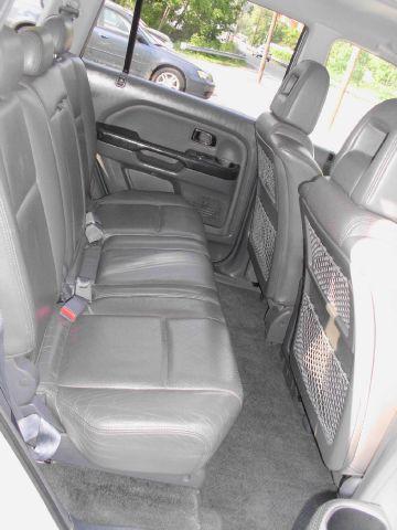 2003 Honda Pilot GS 43