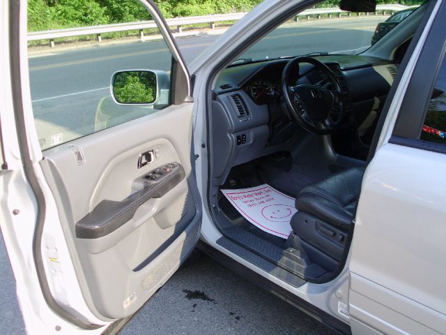 2003 Honda Pilot GS 43