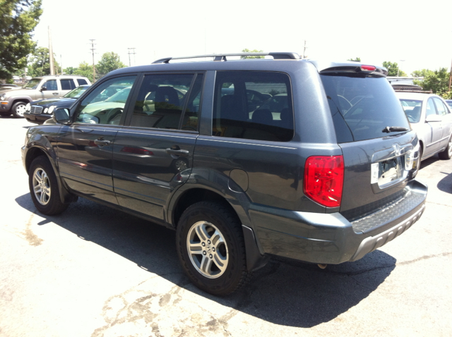 2004 Honda Pilot GS 43