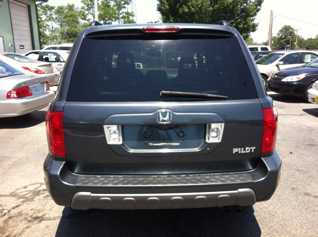 2004 Honda Pilot GS 43