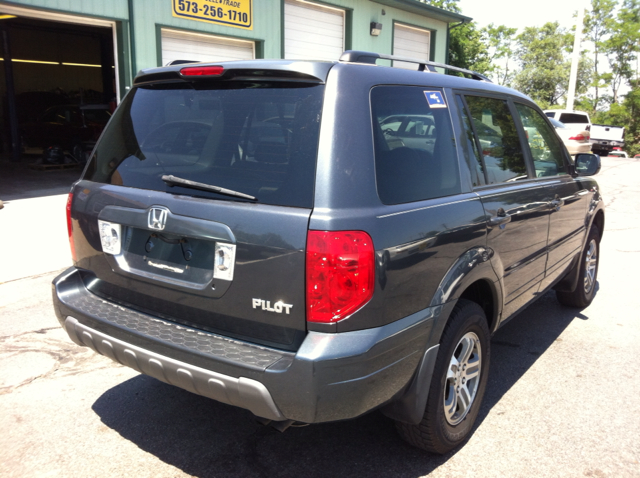 2004 Honda Pilot GS 43