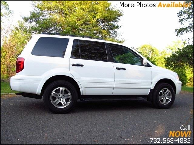2004 Honda Pilot LS 2WD