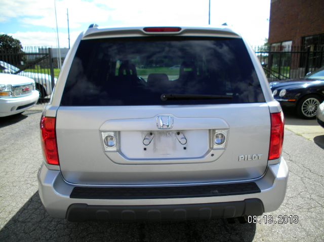 2004 Honda Pilot GS 43