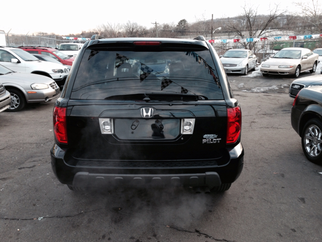 2004 Honda Pilot 2500hd LS 4X4