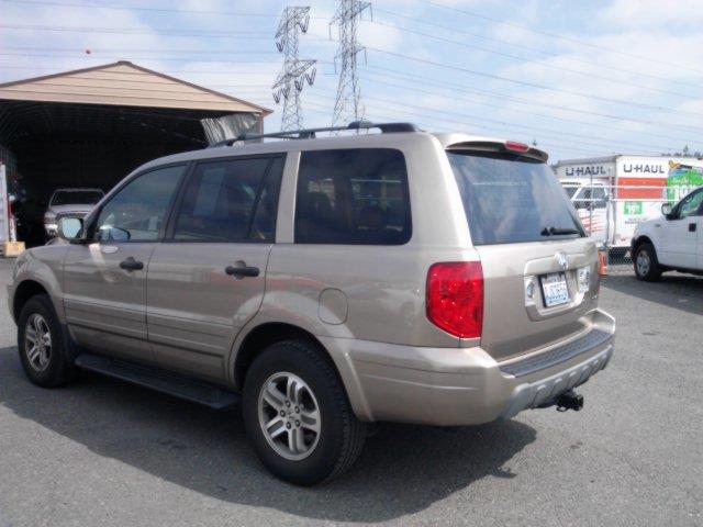 2004 Honda Pilot LS 2WD