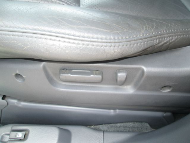 2004 Honda Pilot 2500hd LS 4X4