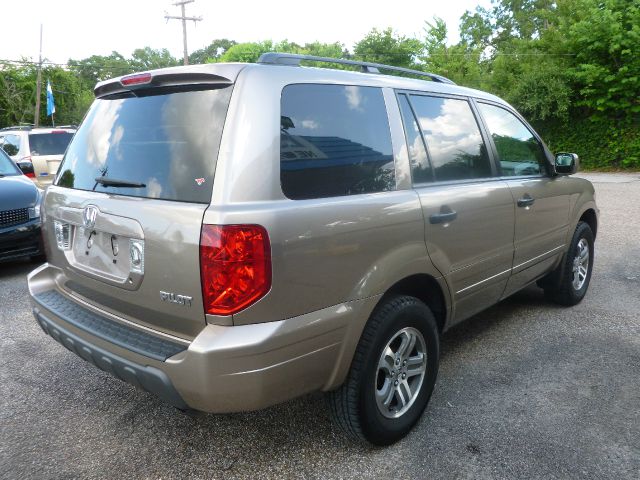 2004 Honda Pilot GS 43