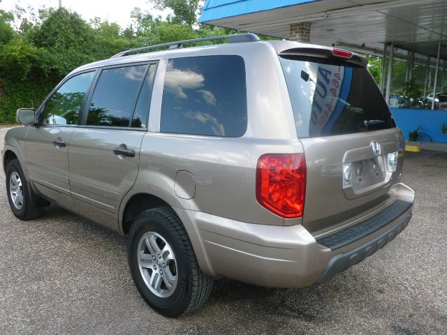 2004 Honda Pilot GS 43